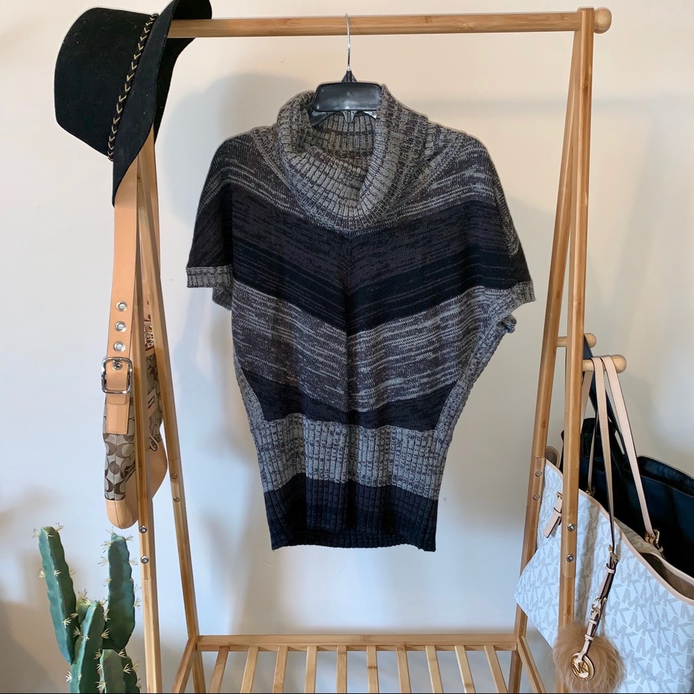 NWT stretchy knit shirt🖤